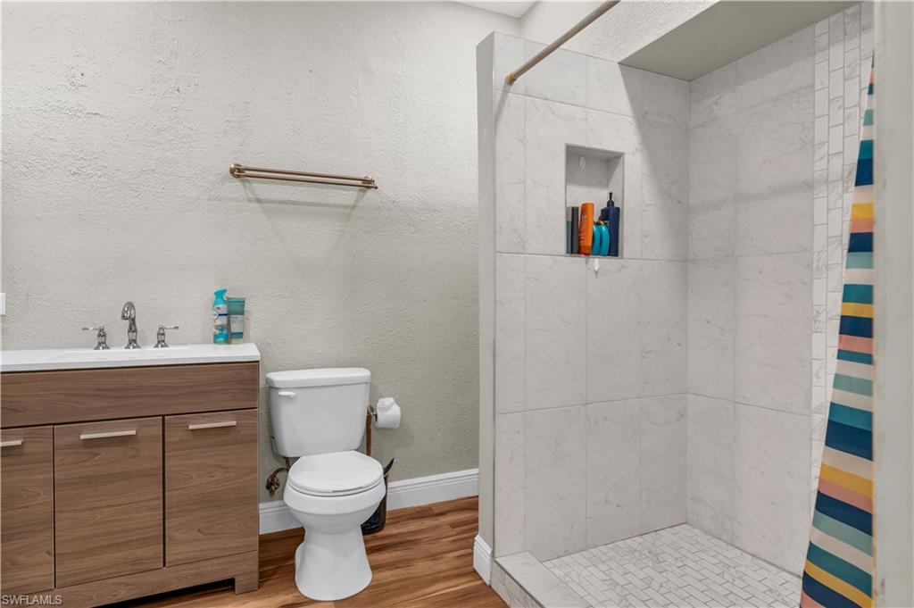 ACREAGE HEADER - Residential