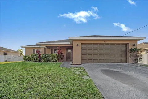 30 SW 21st Pl, Cape Coral, FL 33991 - MLS#: 225021996