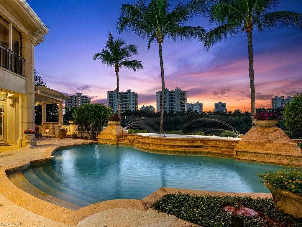 BAY COLONY SHORES - Residential