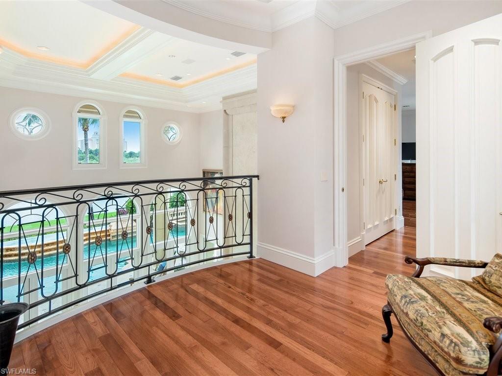 BAY COLONY SHORES - Residential