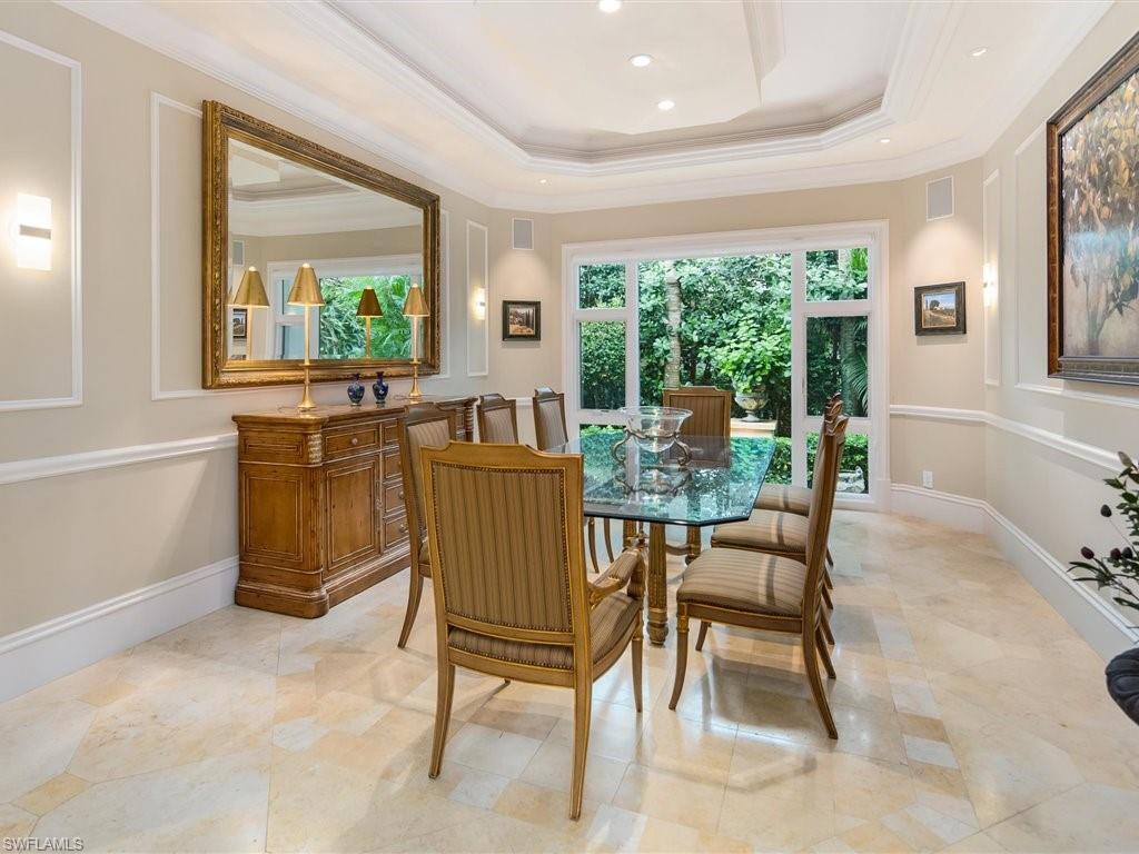 BAY COLONY SHORES - Residential