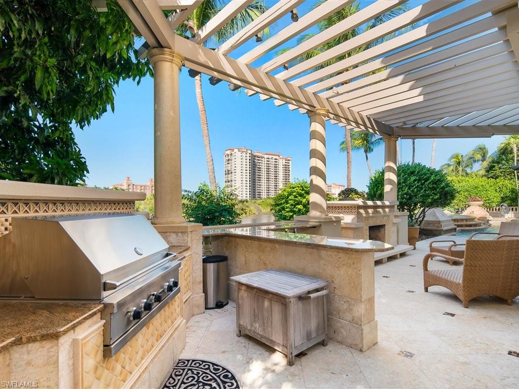 BAY COLONY SHORES - Residential