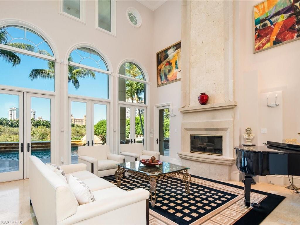 BAY COLONY SHORES - Residential