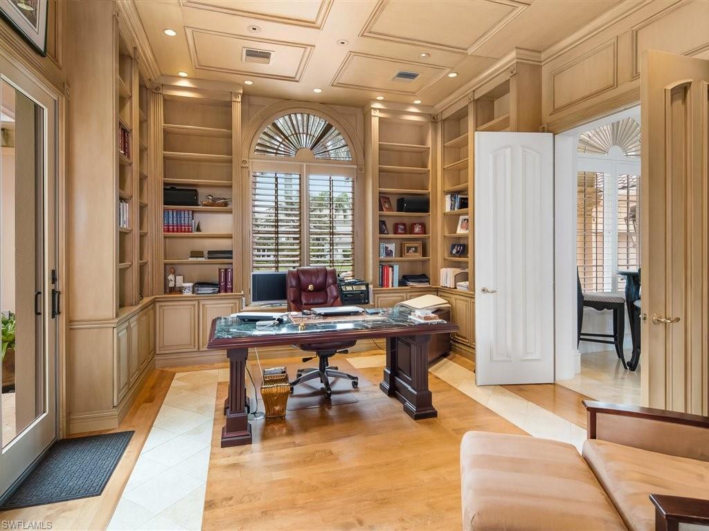 BAY COLONY SHORES - Residential