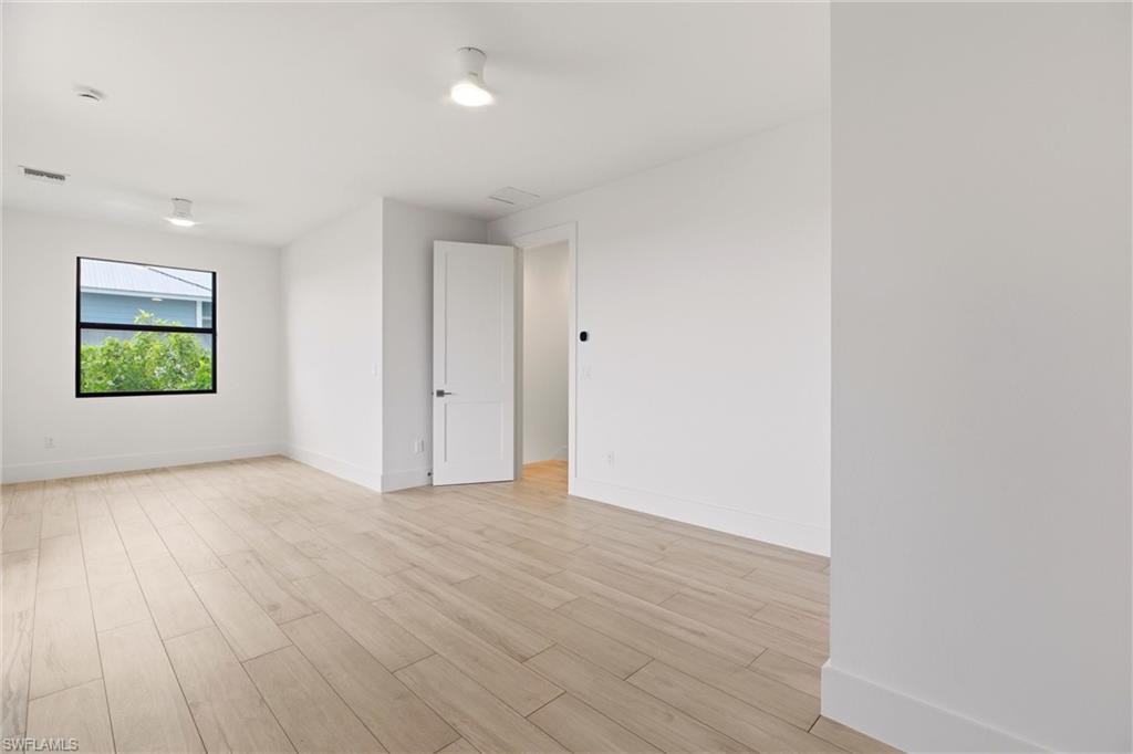 MARCO BEACH - Residential