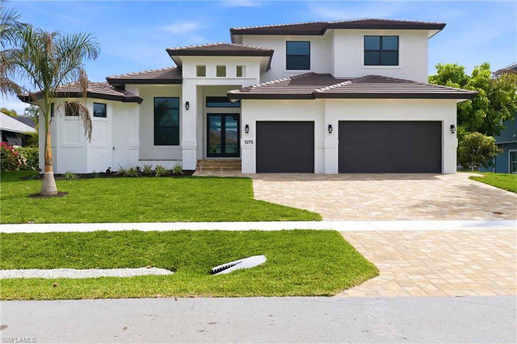 MARCO BEACH - Residential