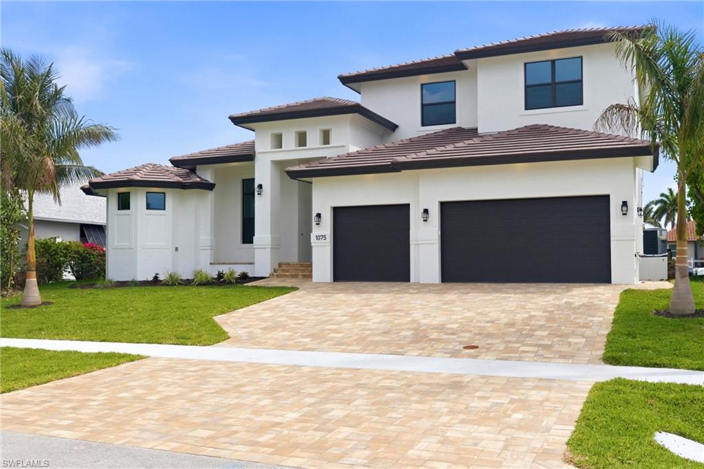 MARCO BEACH - Residential