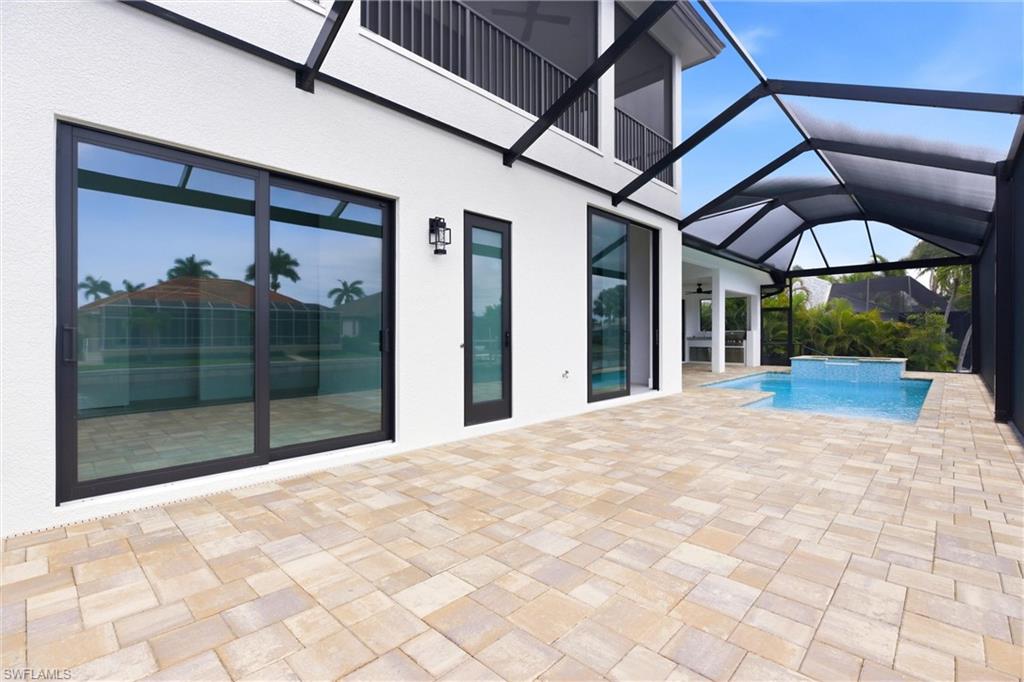 MARCO BEACH - Residential