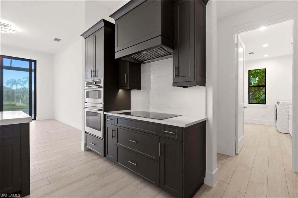 MARCO BEACH - Residential