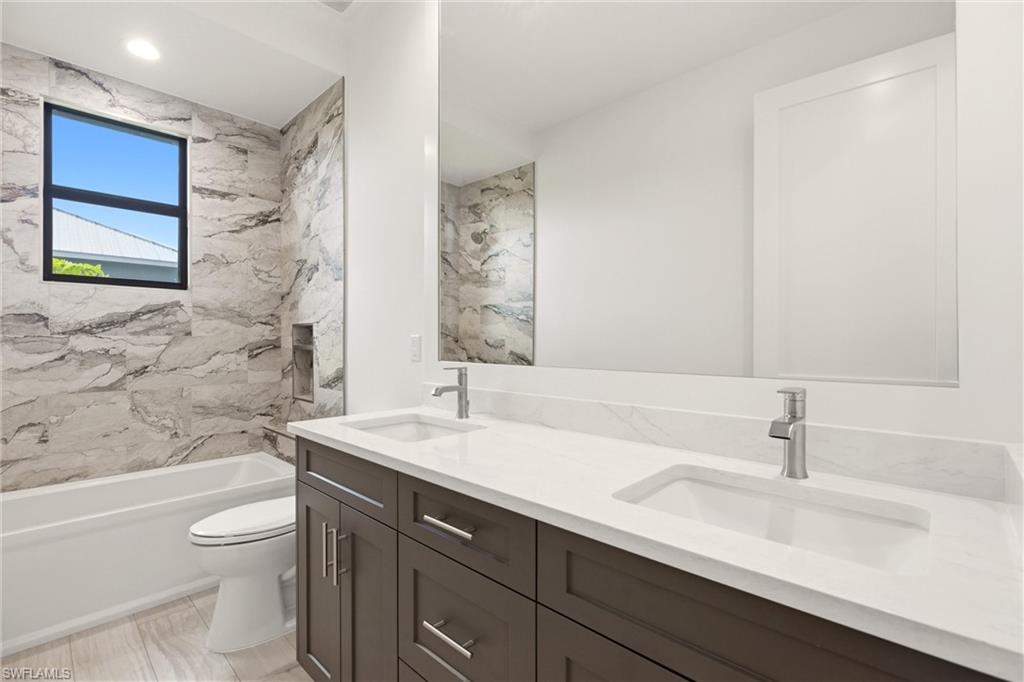 MARCO BEACH - Residential