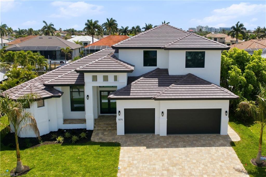 MARCO BEACH - Residential