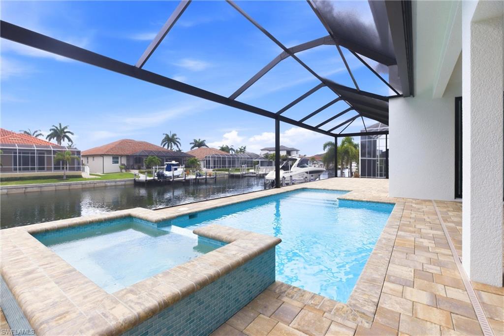 MARCO BEACH - Residential