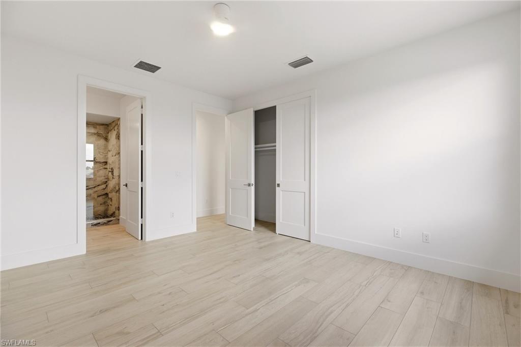 MARCO BEACH - Residential