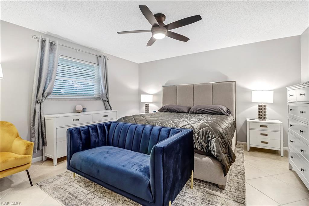 COUNTRY CLUB GARDENS - Residential Lease