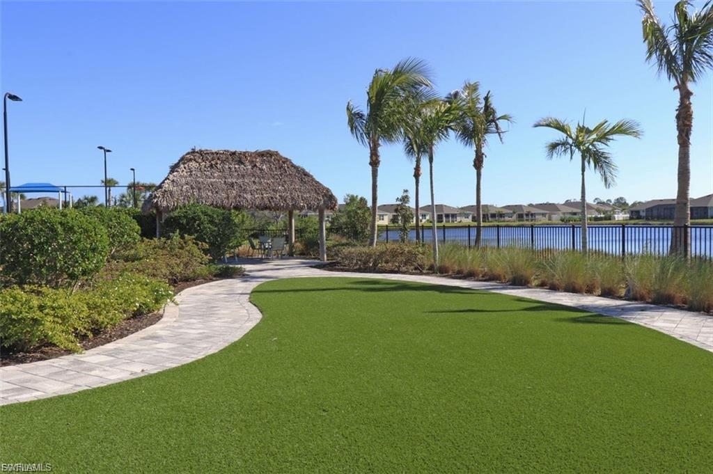 ENTRADA - Residential Lease