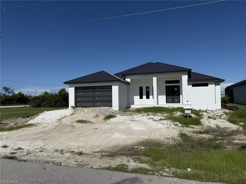 810 SW 35th PL CAPE CORAL FL 33991