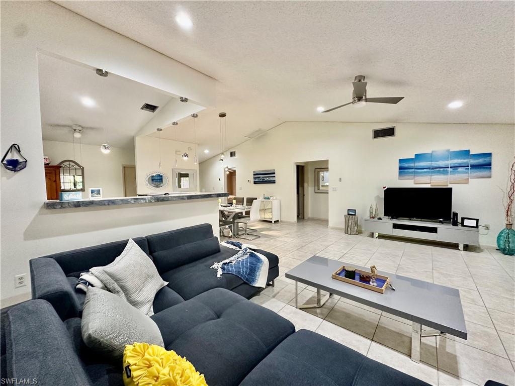 PINEBROOK WOODS - Residential Lease