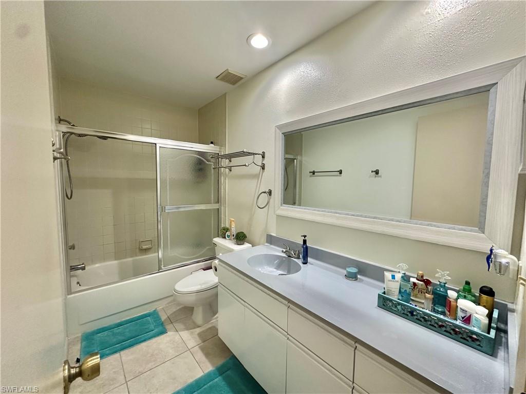 PINEBROOK WOODS - Residential Lease