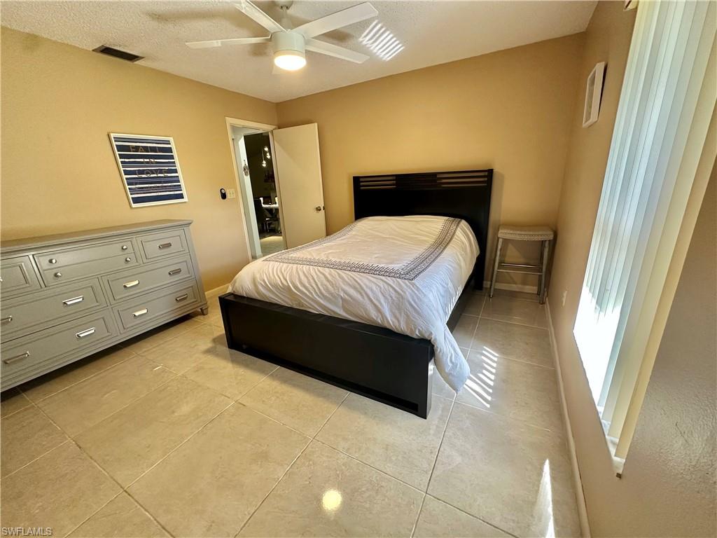 PINEBROOK WOODS - Residential Lease