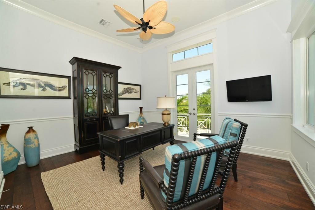 CAPE HICKORY - Residential