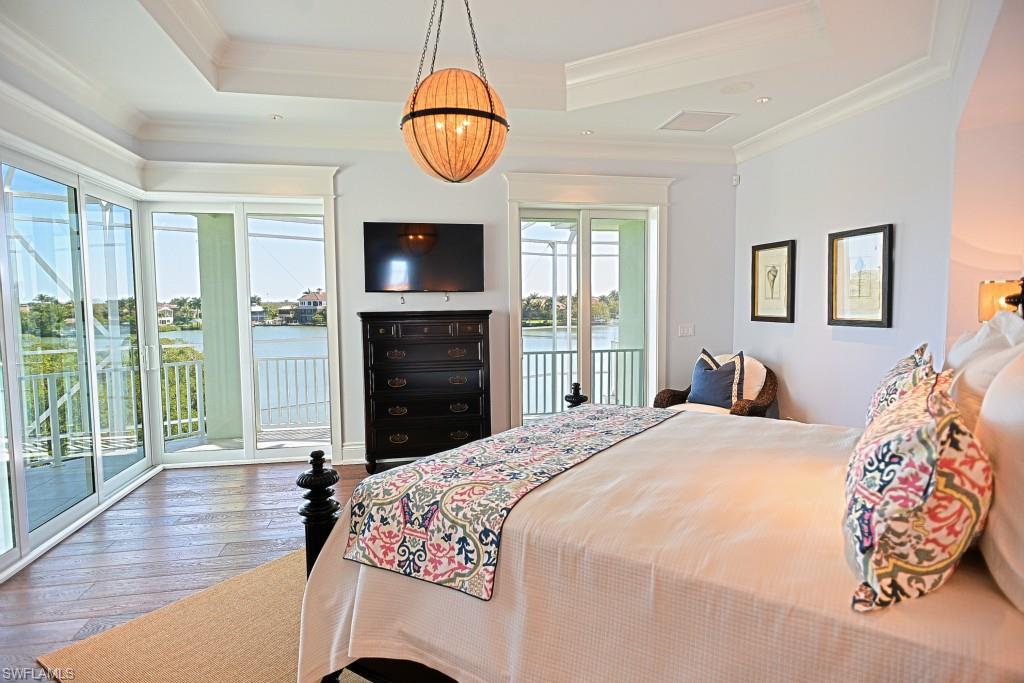 CAPE HICKORY - Residential