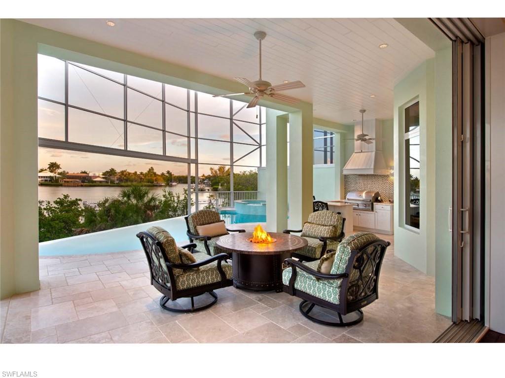 CAPE HICKORY - Residential