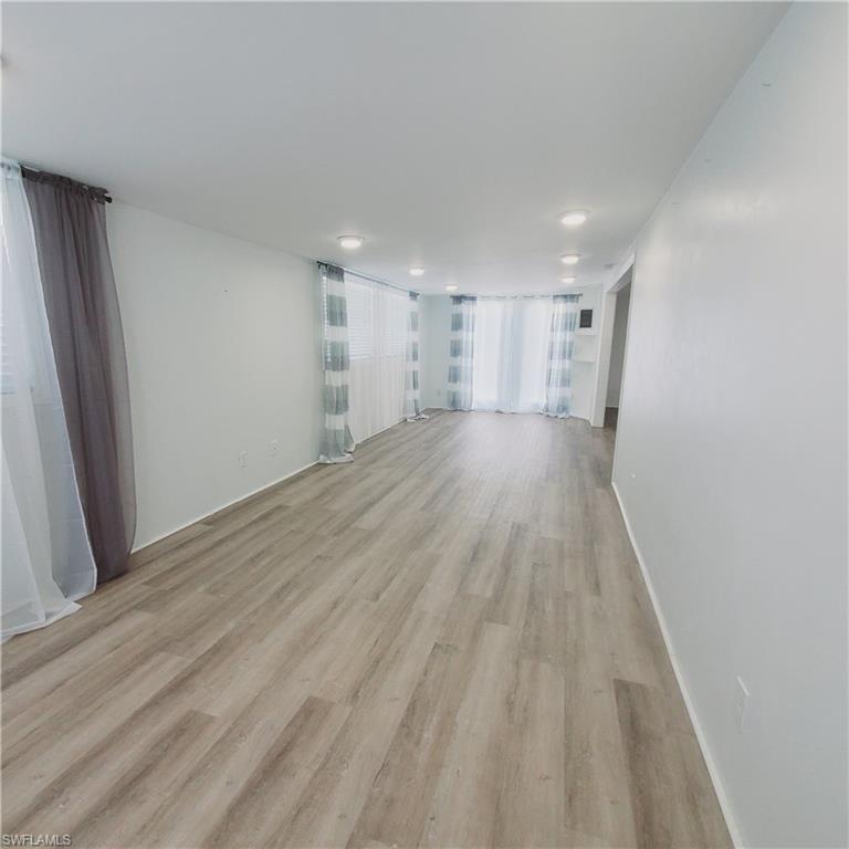 IMPERIAL HARBOR - Residential Lease