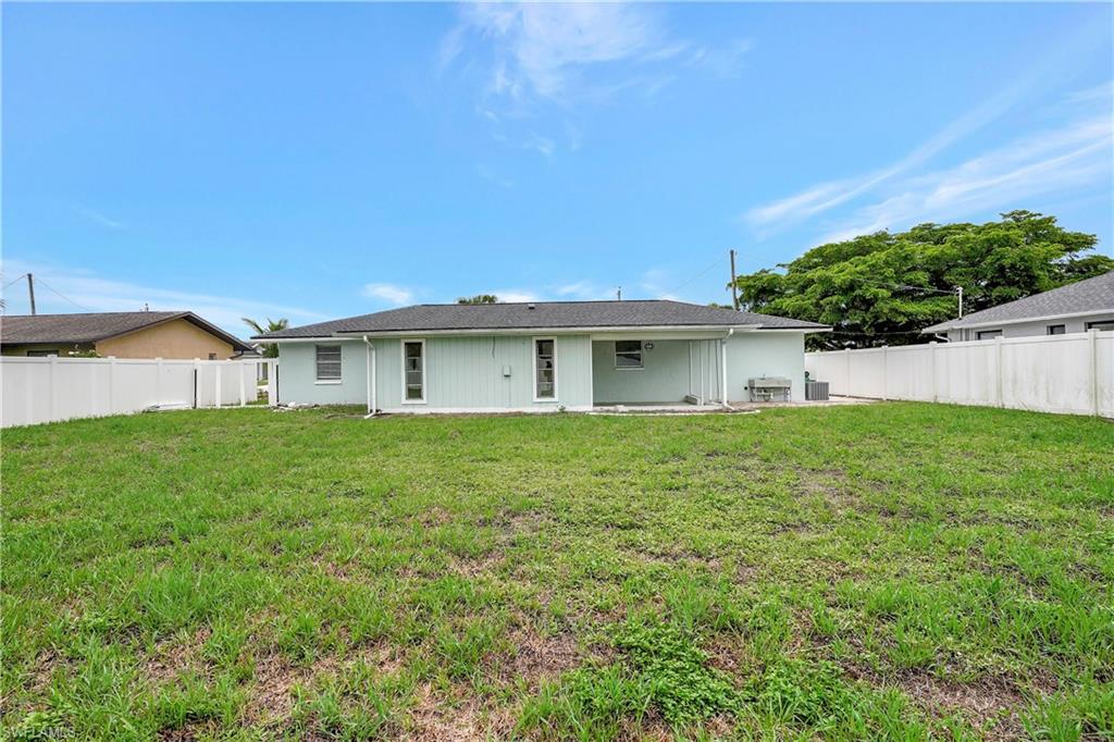 CAPE CORAL - Residential