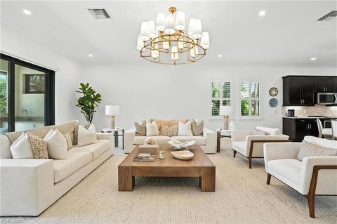 4649 Abaca CIR NAPLES FL 34119