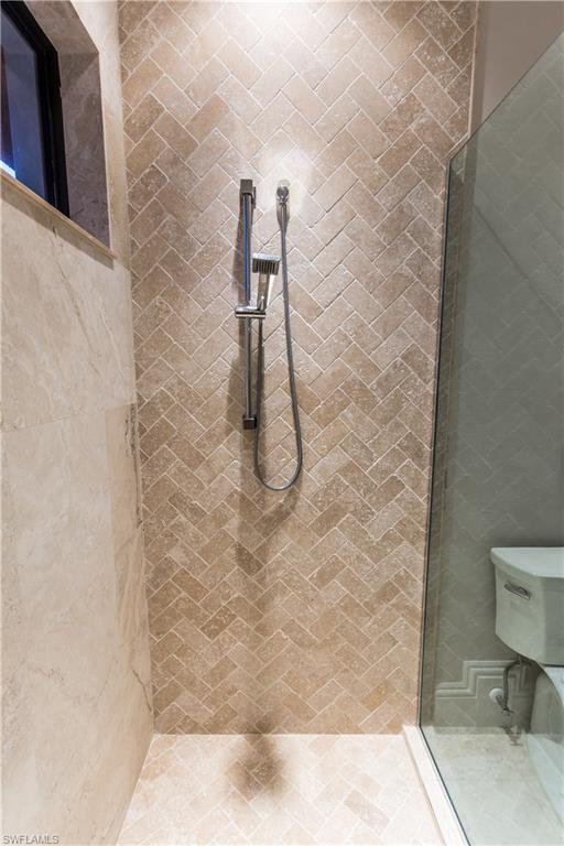 BELLE MEADE - Residential