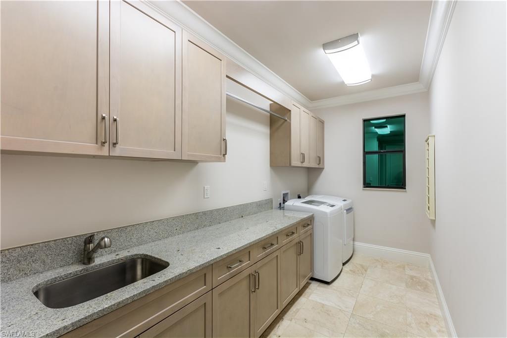 BELLE MEADE - Residential