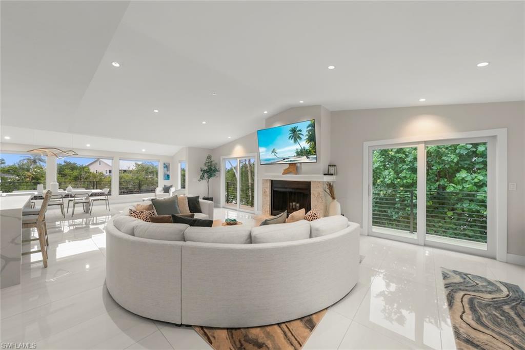 GUMBO LIMBO - Residential