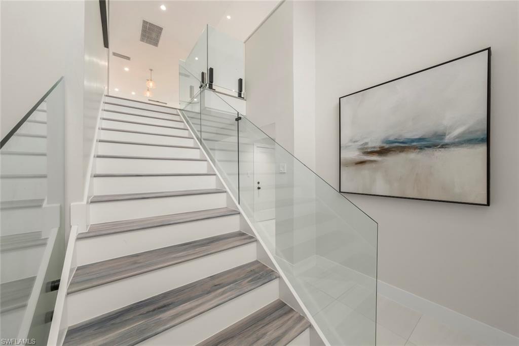 GUMBO LIMBO - Residential