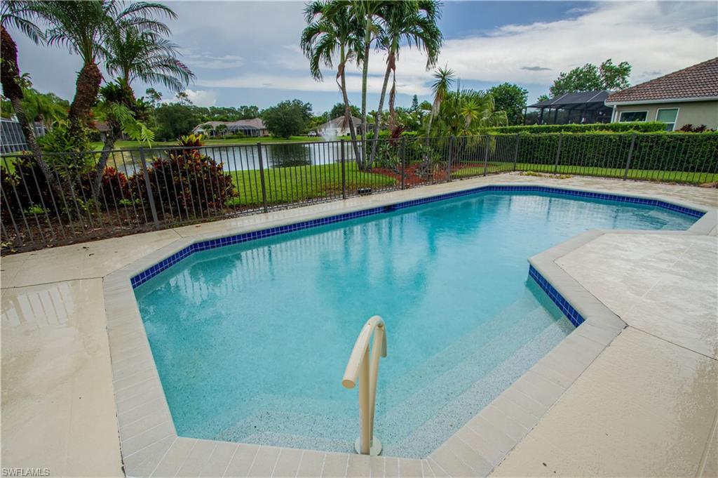 WILSHIRE LAKES - Residential