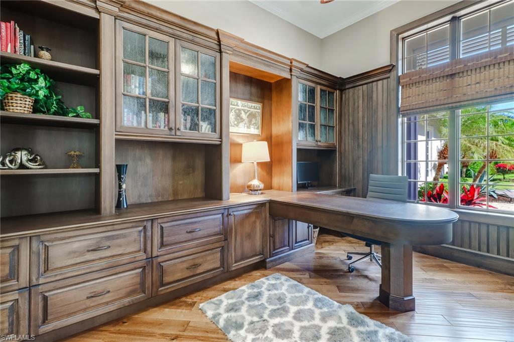 PARK SHORE - Residential