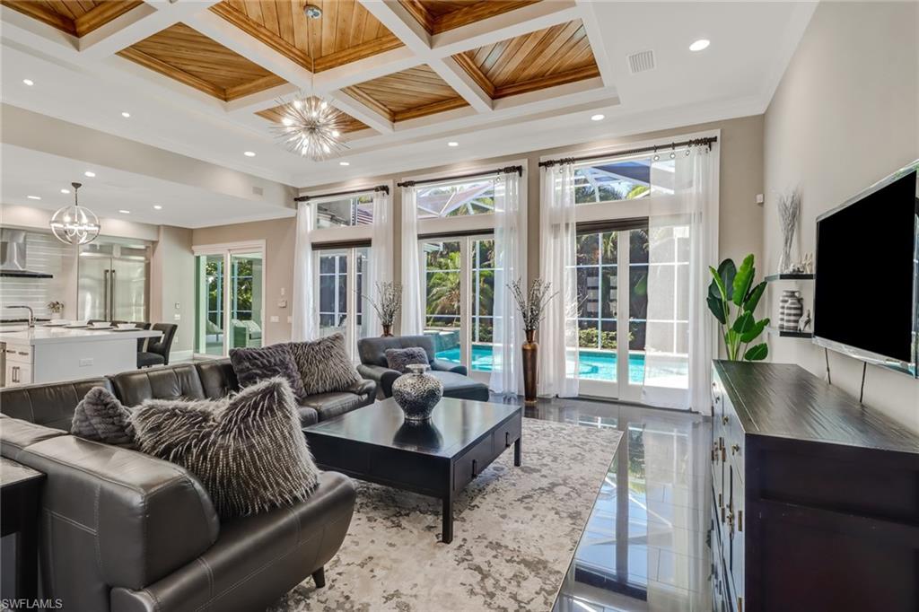 PARK SHORE - Residential