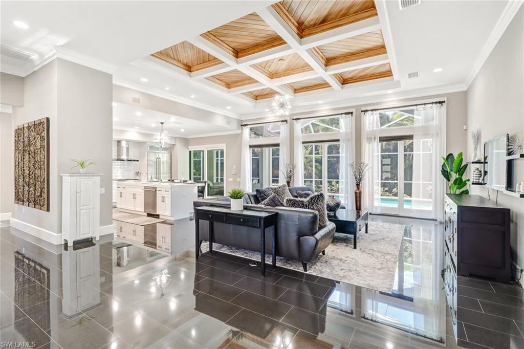 PARK SHORE - Residential