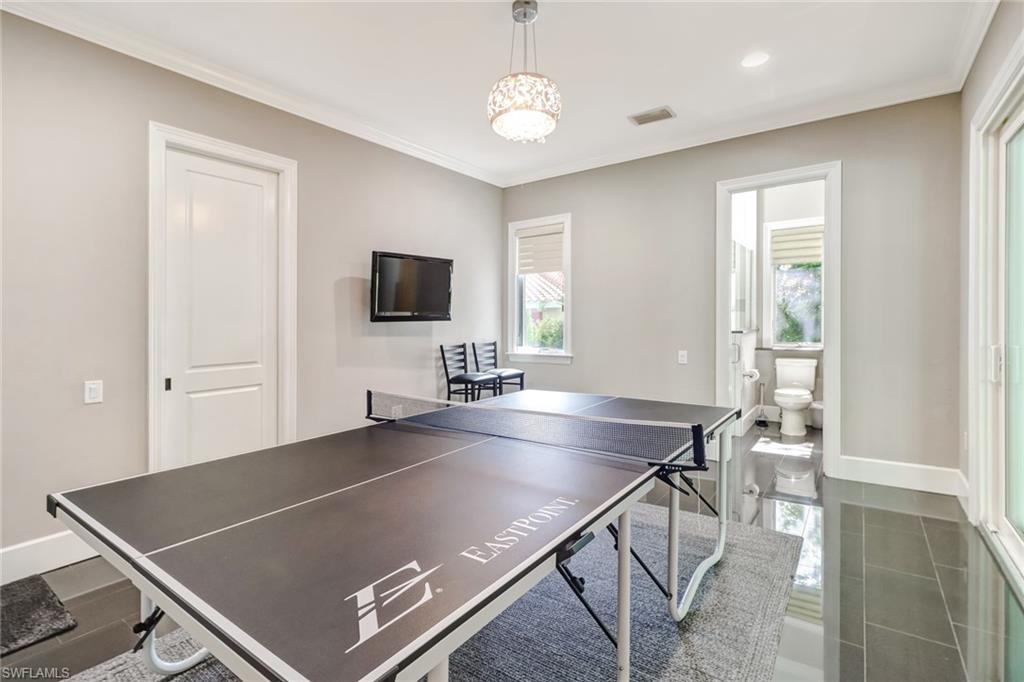 PARK SHORE - Residential