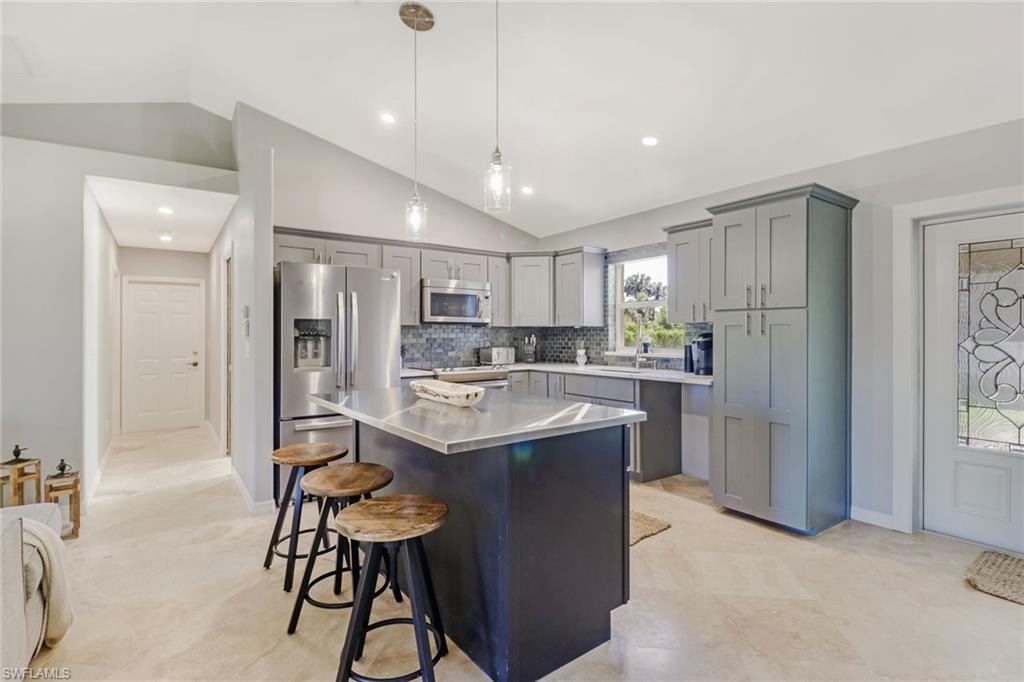 GOLDEN GATE ESTATES - Residential