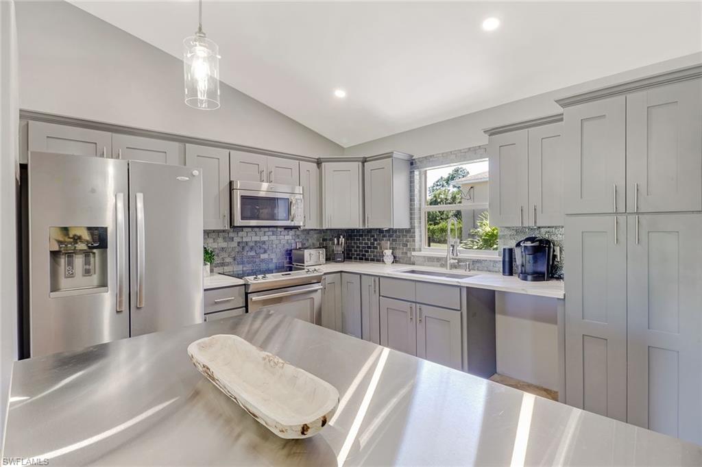 GOLDEN GATE ESTATES - Residential