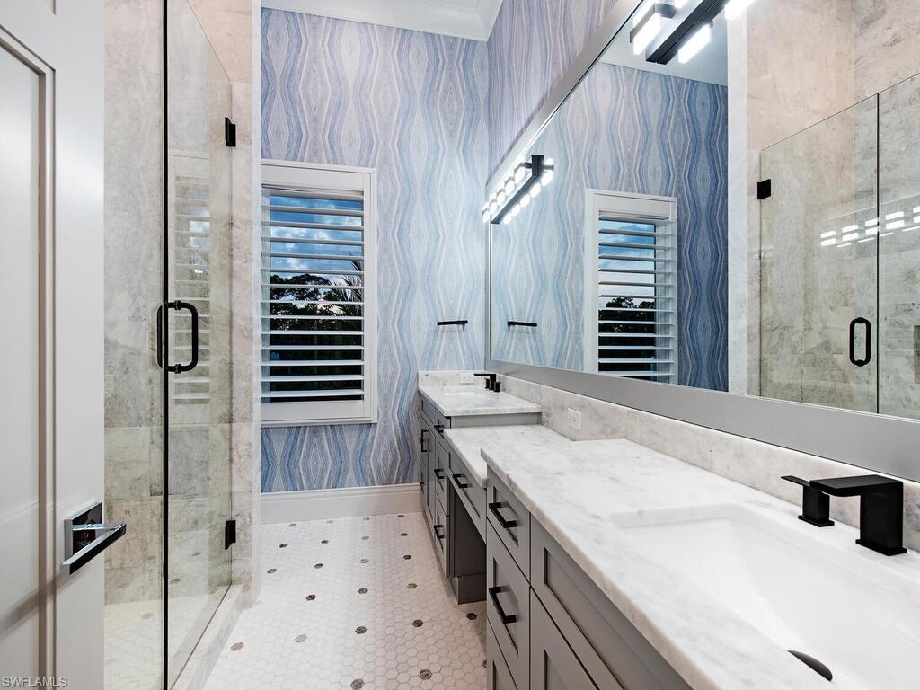 PINE RIDGE - Residential