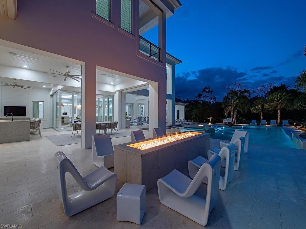 Photo of 188 West ST, NAPLES, FL 34108 (MLS # 225081948)