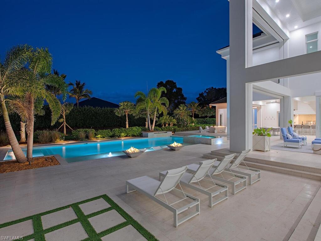 PINE RIDGE - Residential