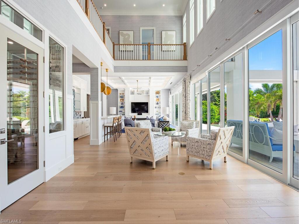 PINE RIDGE - Residential