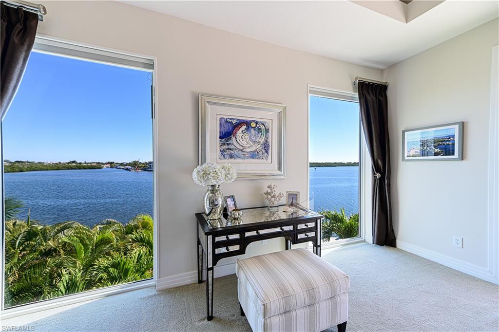 SOUTHPORT ON THE BAY - Residential