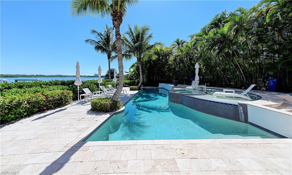 SOUTHPORT ON THE BAY - Residential