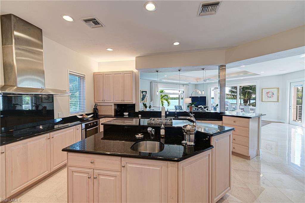 SOUTHPORT ON THE BAY - Residential