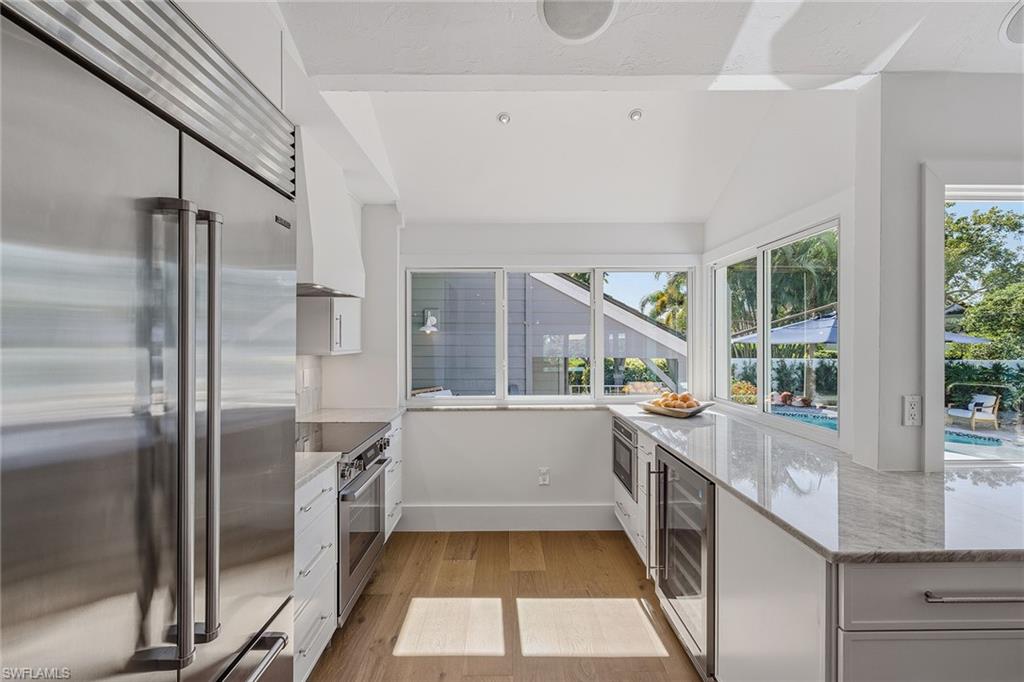 BRIDGE WAY VILLAS - Residential