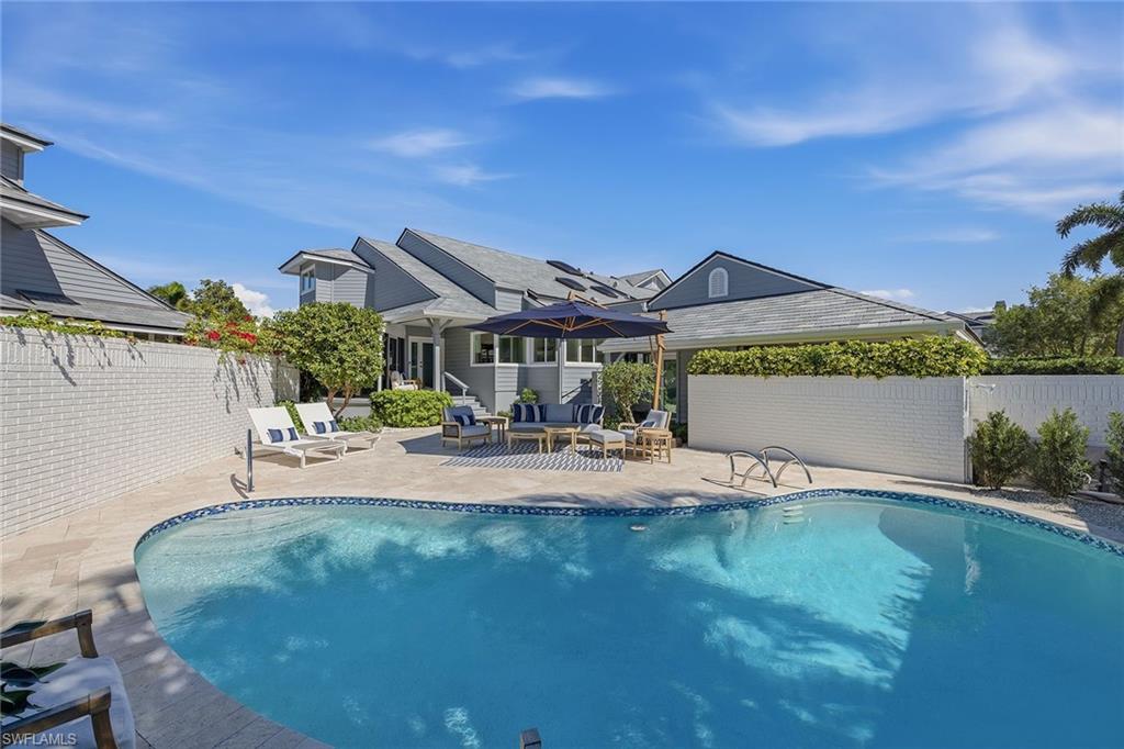 BRIDGE WAY VILLAS - Residential