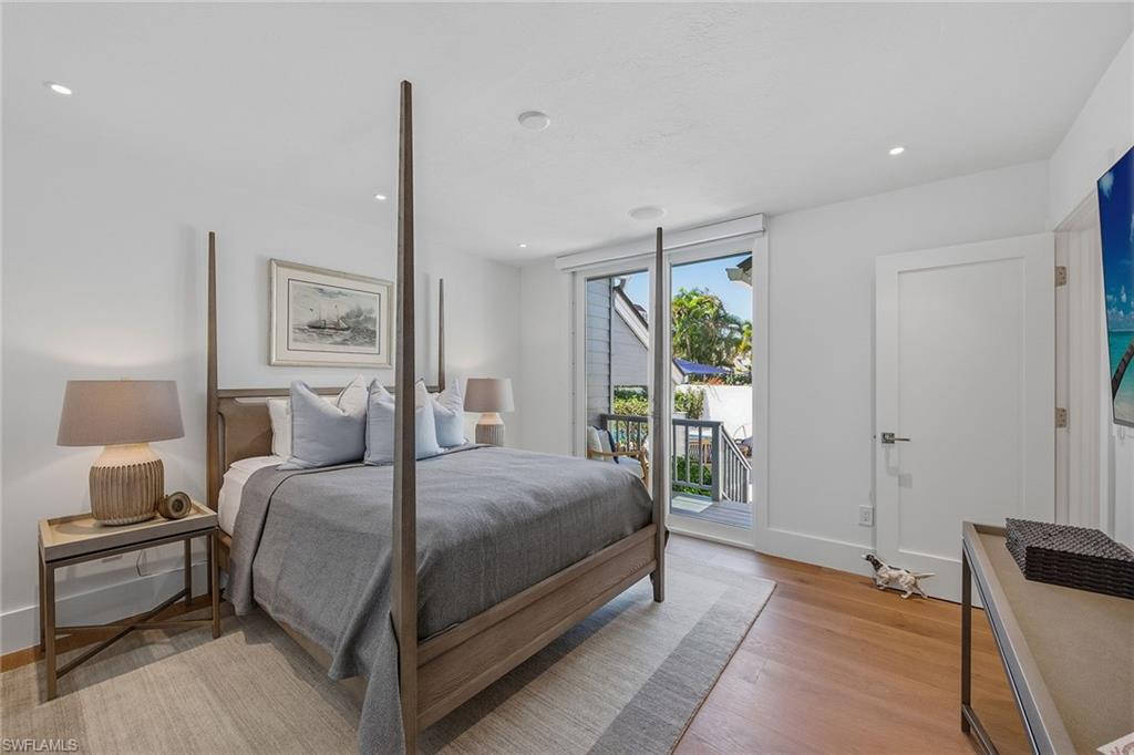 BRIDGE WAY VILLAS - Residential